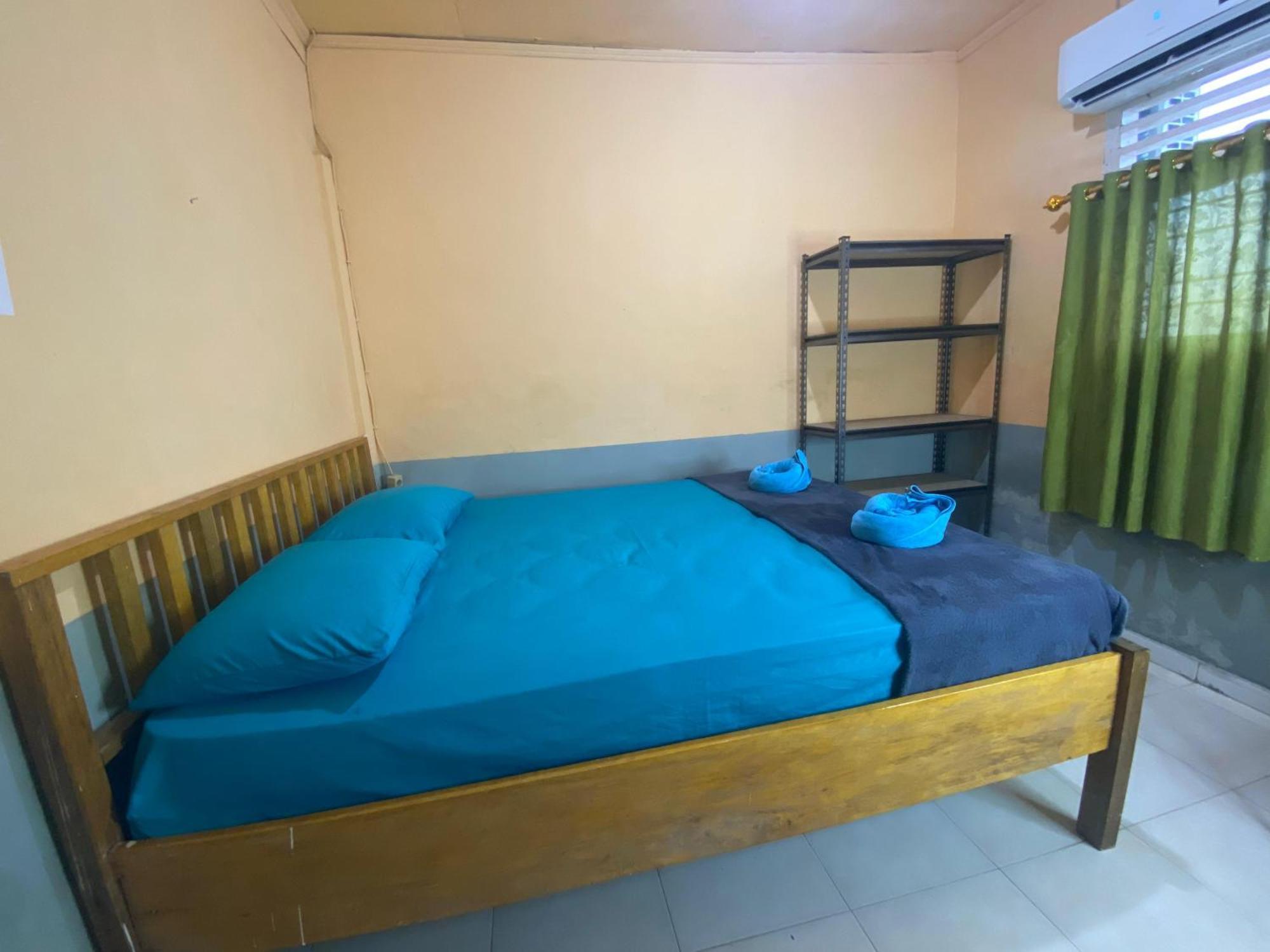 Harry & Mimin Homestay Gorontalo Eksteriør bilde